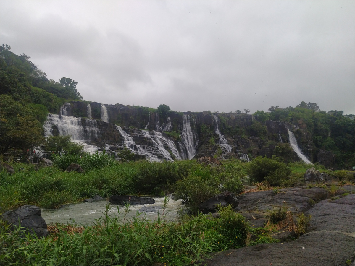 Водопад Понгур
