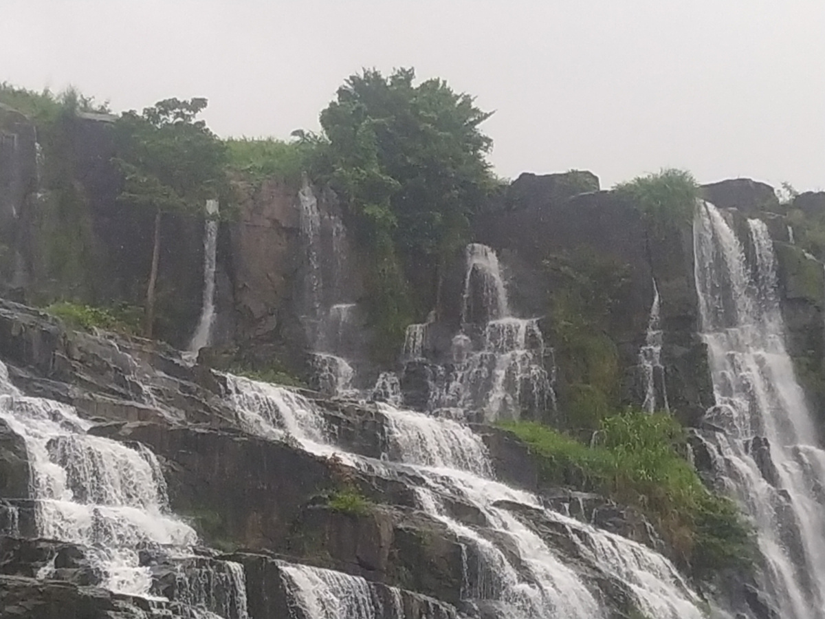 Водопад Понгур