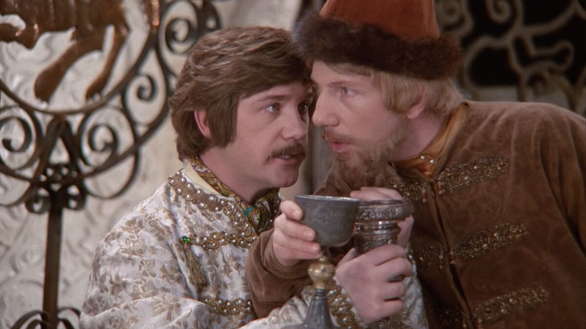 Леонид Куравлёв и Савелий Крамаров в кинокомедии "Иван Васильевич меняет профессию".