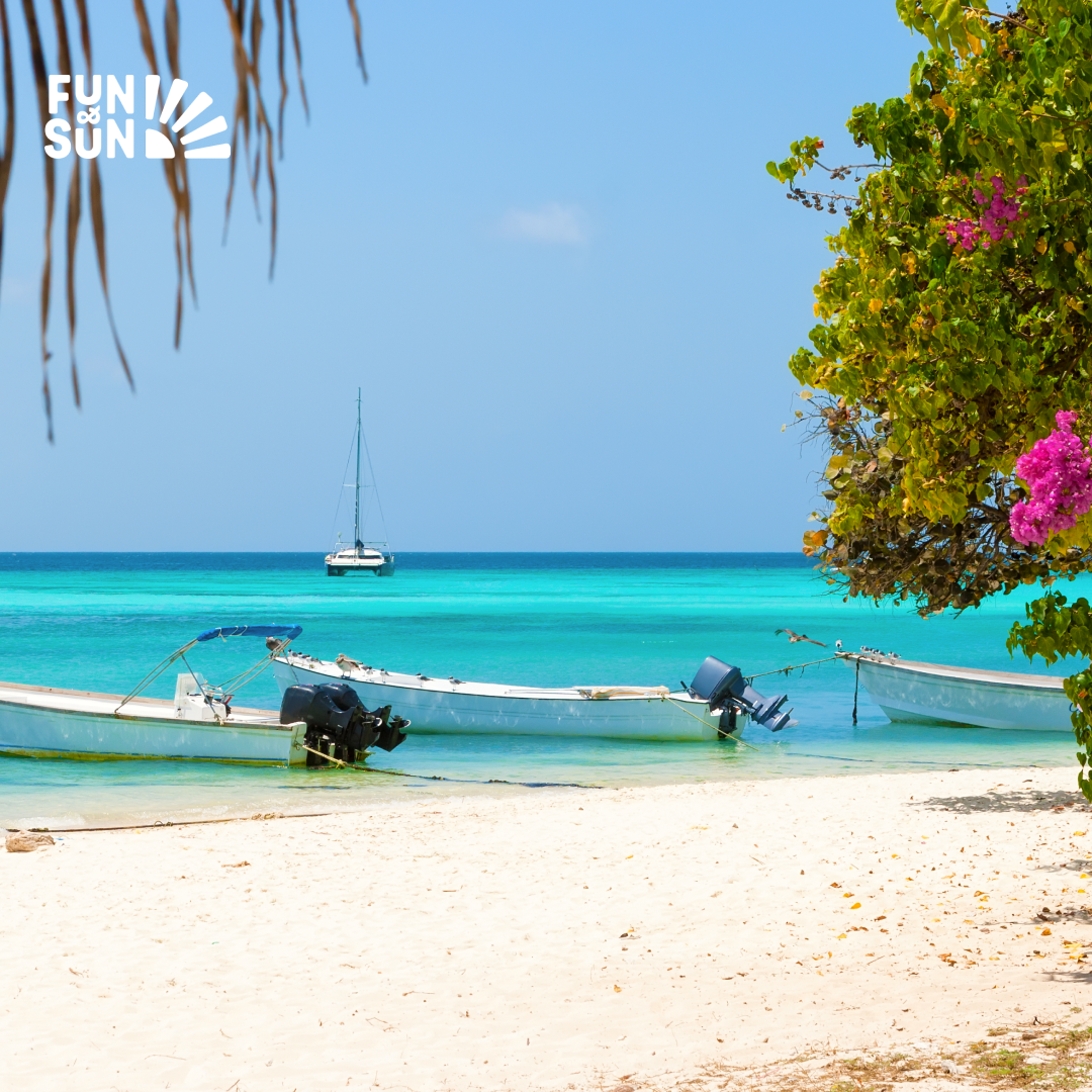 Пляж архипелага Лос-Рокес