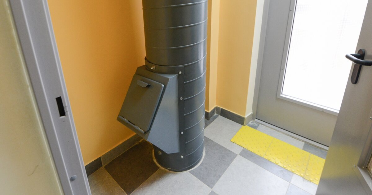 Должны ли заваривать мусоропровод — и кто за это должен платить?