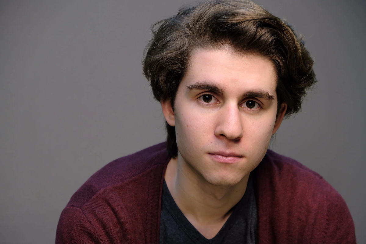 Денис Котов