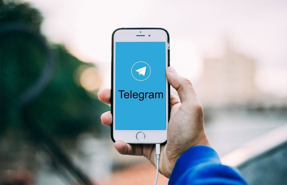    Telegram. Мессенджер. Смартфон. Источник: pixabay.com