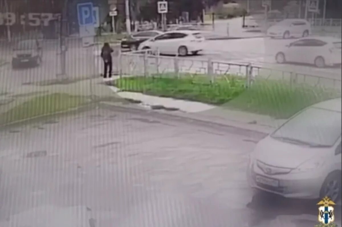    В Новосибирской области Kia сбила на тротуаре женщину с коляской