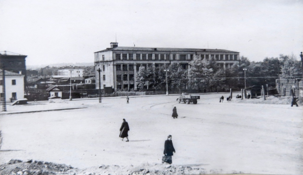 На фото из архива Евгения Гаврилова: школа №15, 1956-58 годы