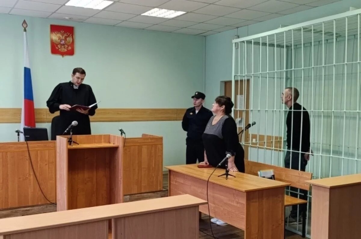    Житель Удмуртии проведёт 7 лет в колонии за избиение родного отца до смерти