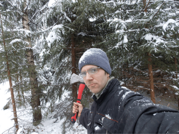 Но я суровый сорокалетний мужчина, поэтому мне пришлось думать, что будет интересно зрителям.