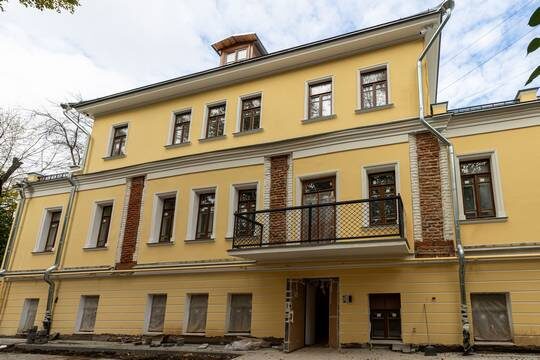    В Москве продолжают приводить в порядок памятники архитектуры