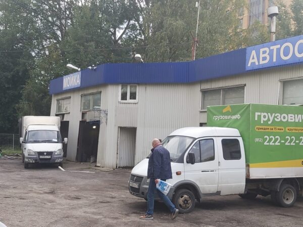 Многие автосервисы работают с начала 2000-ых