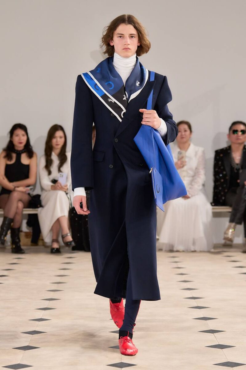 Показ Celine «Spring 2026». Источник фото: vogue.com