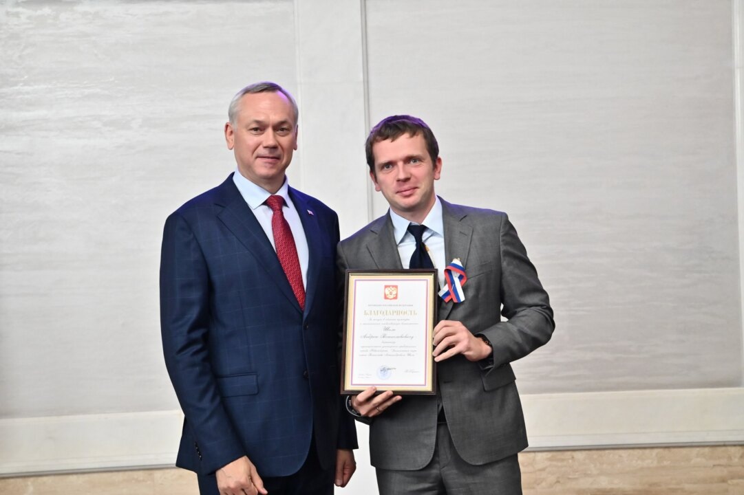    Андрей Травников и Андрей Шило. Фото пресс-службы Новосибирского зоопарка