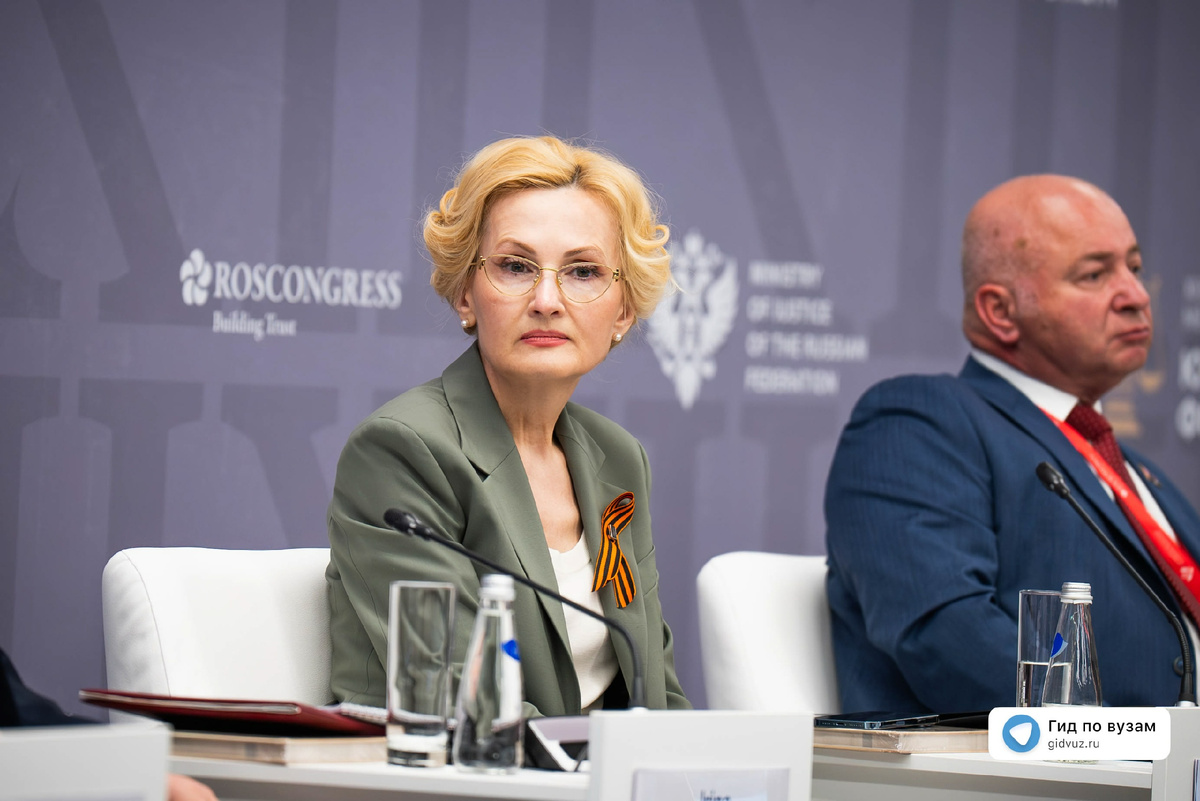 ПМЮФ 2025. СМИ «Гид по вузам».