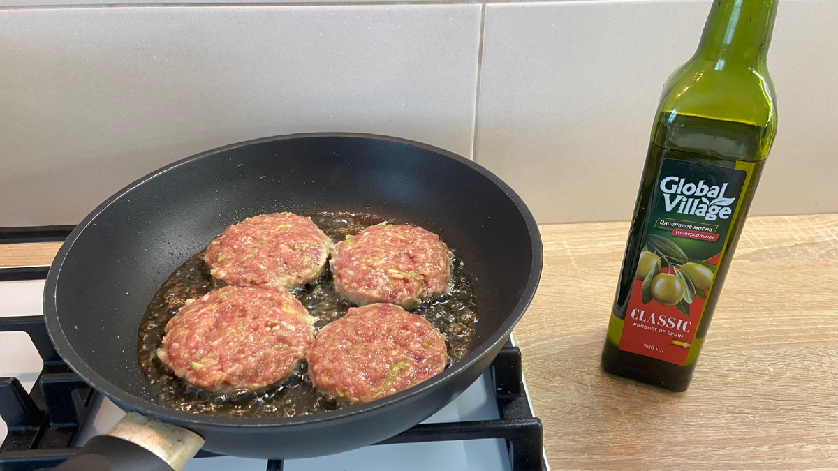 Котлеты из кабачка и фарша 