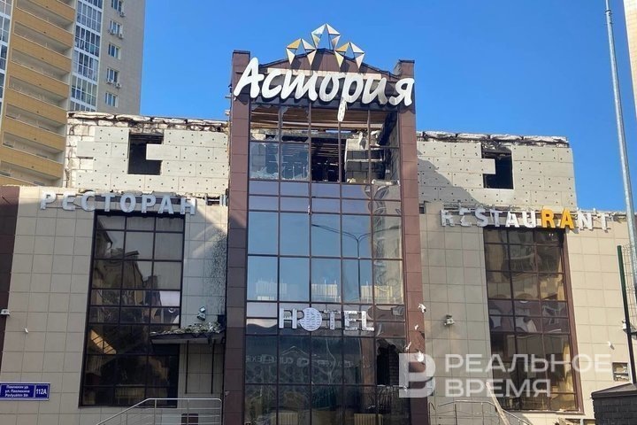    Здание после пожара. Дарья Пинегина / realnoevremya.ru