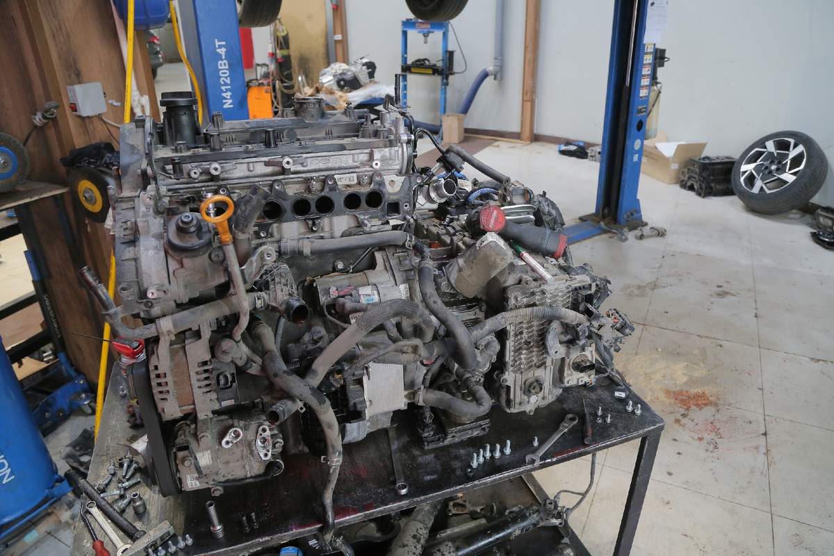 Двигатель D4HE проюег 74 тысячи км