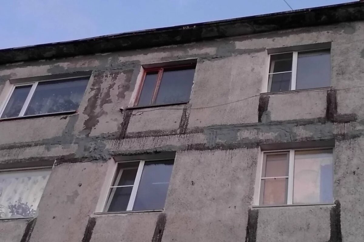    Жильцы проблемного дома в Петропавловске недовольны качеством ремонта