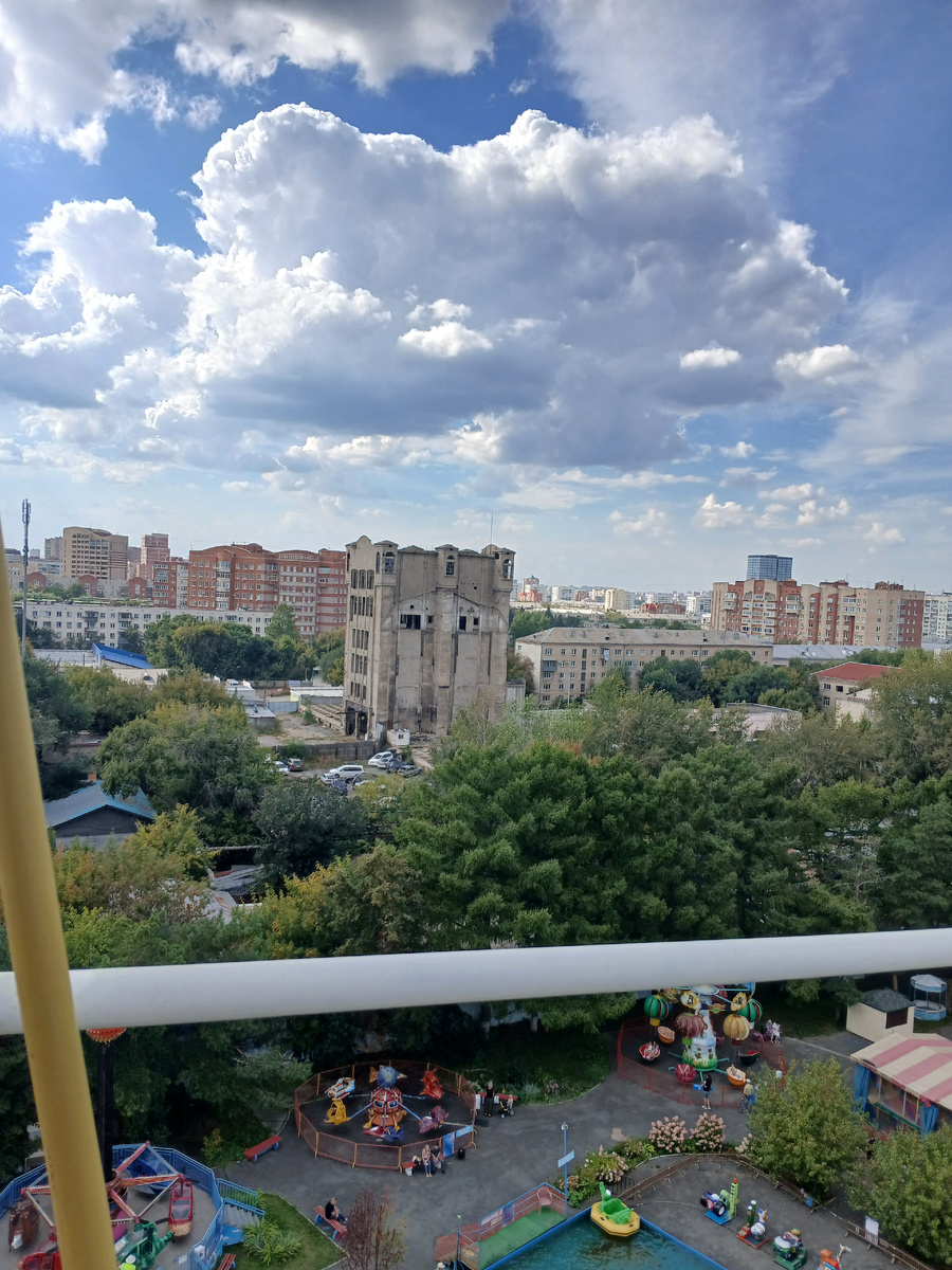 Заметны следы пожара 2015 г.