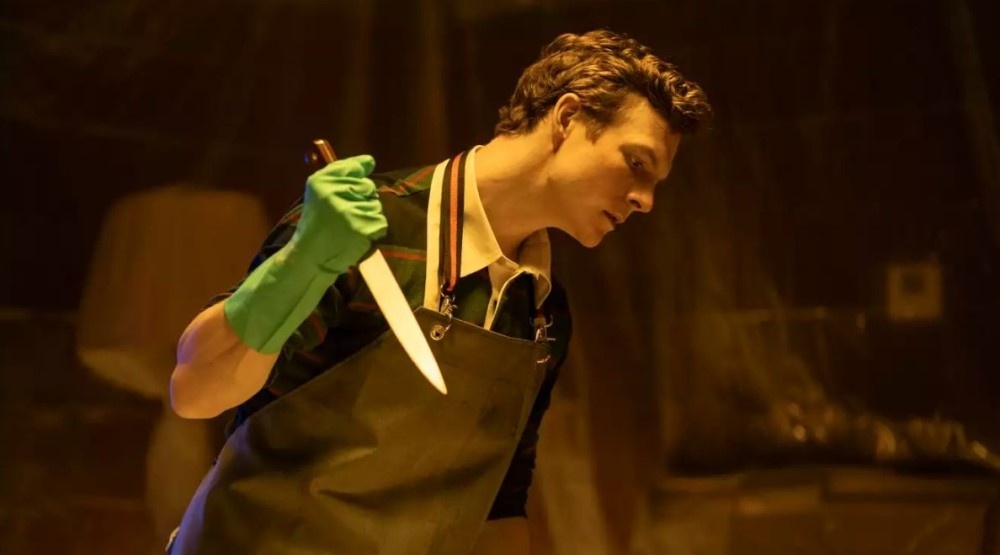     Кадр из 1 сезона сериала «Декстер: Первородный грех» (2024-2025)