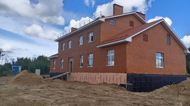 Фото: Строительный блок администрации Ленинградской области