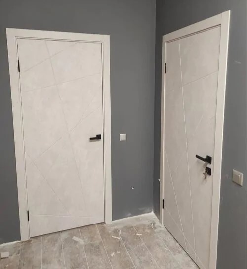 Двери в офис. Фото от клиента Фабрики дверей