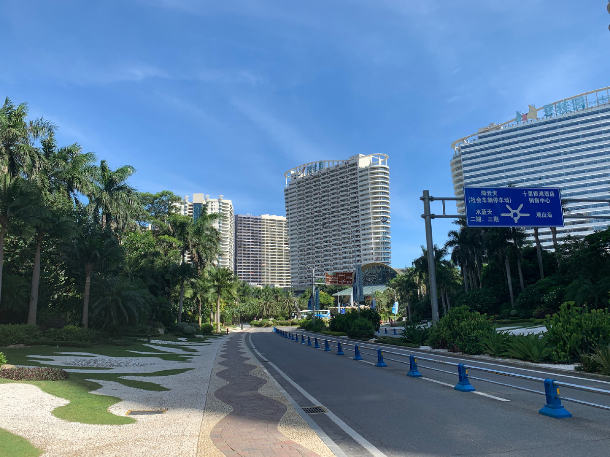 Silver Beach в районе Хуйдун (Huidong) города Хуйчжоу (Huizhou), расположенного в провинции Гуандун (Guangdong) на юге Китая.