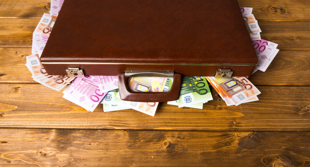 Переплата налогов: почему бизнес добровольно отдаёт деньги государству