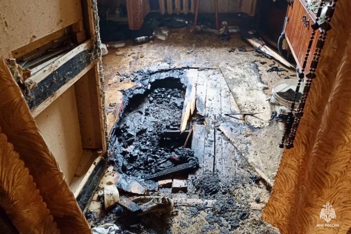    Мужчина погиб на пожаре в квартире дома на улице Киселева Пскове
