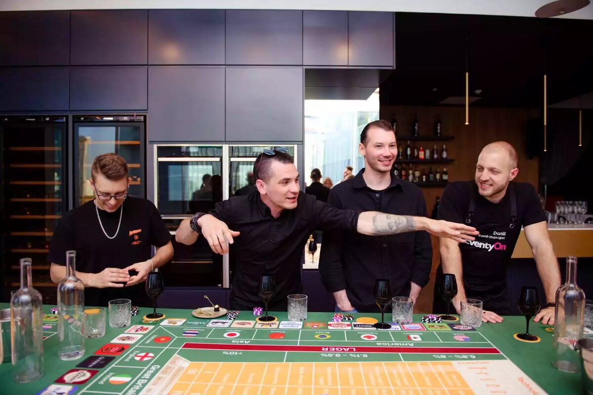 Гости на мальчишнике в Москве: как устроить мальчишник без скуки и шаблонов