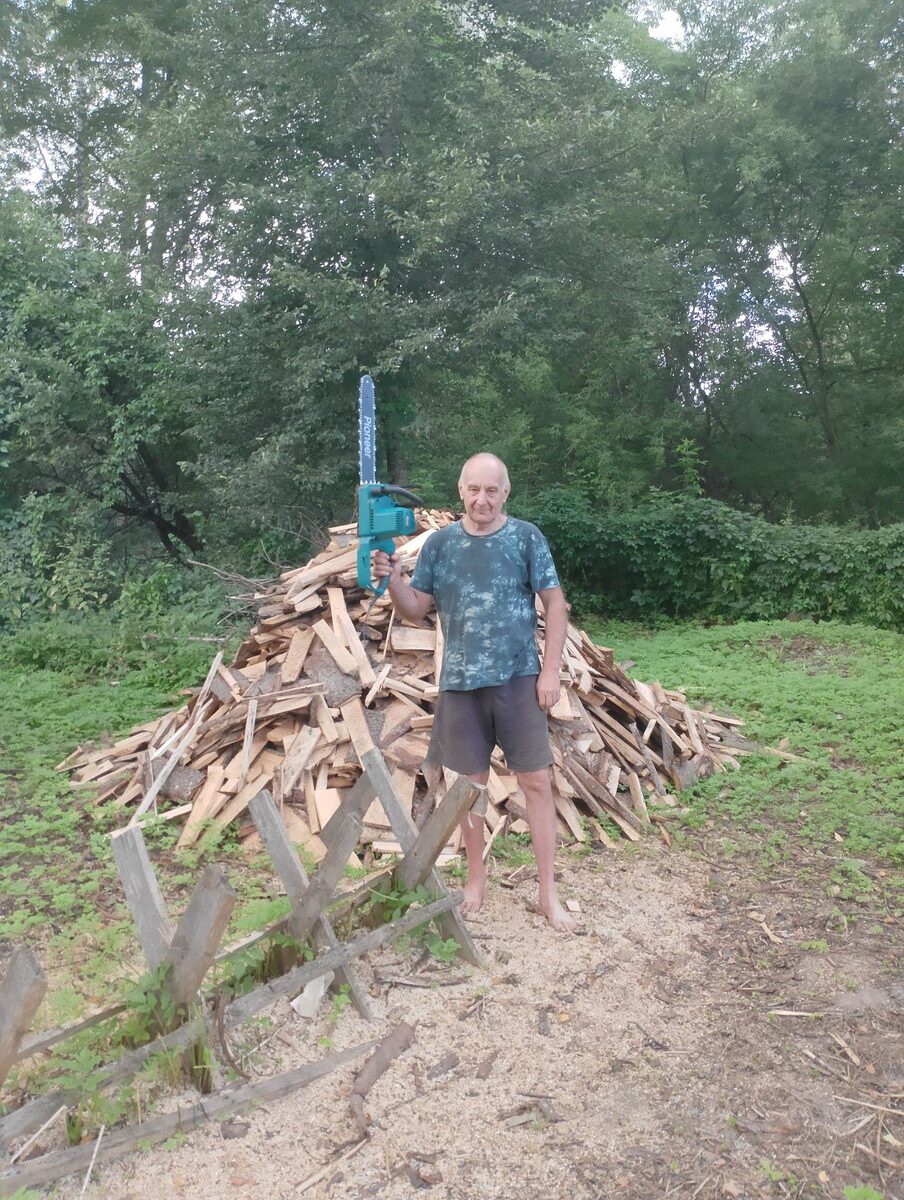 Тот самый "козел". На переднем плане, если что ))