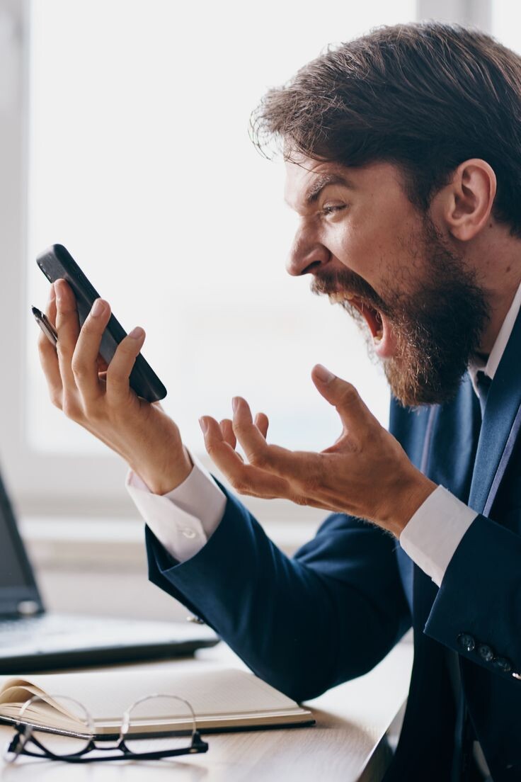 Давление «кураторов»