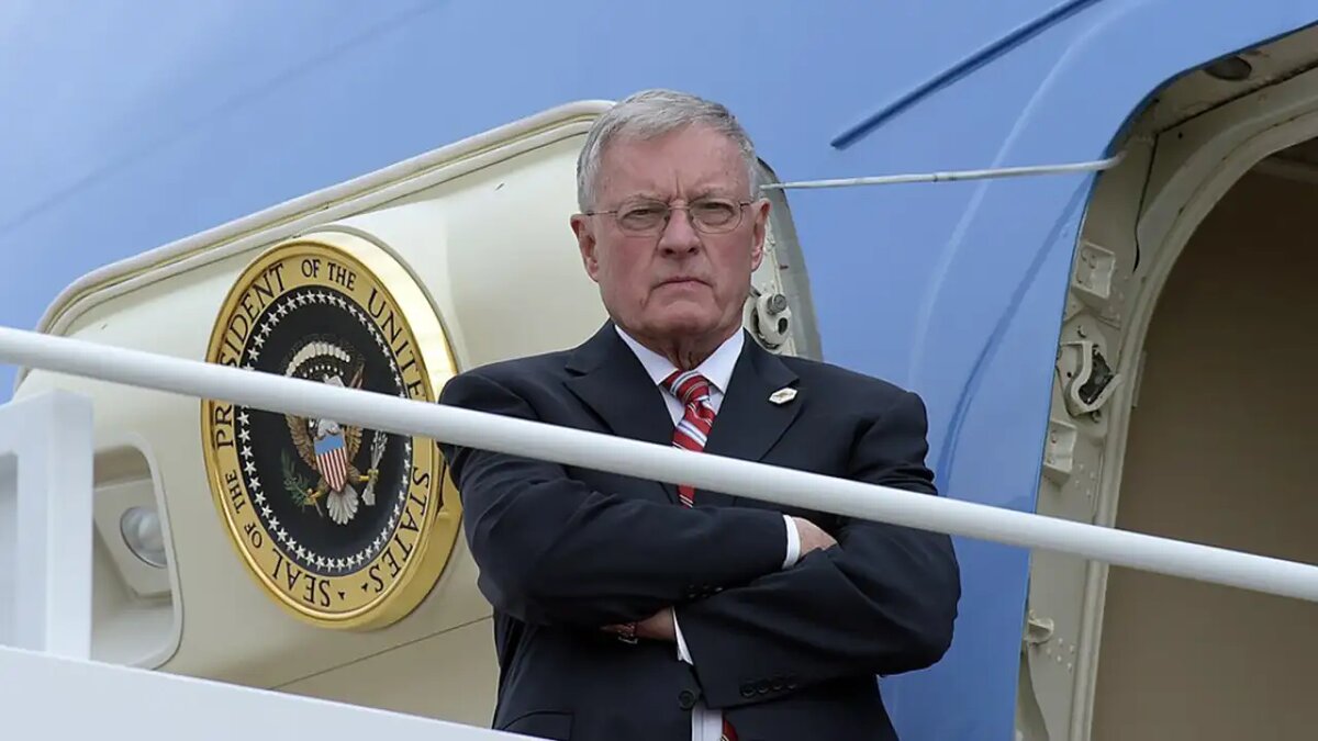    Спецпредставитель президента США Кит Келлог.