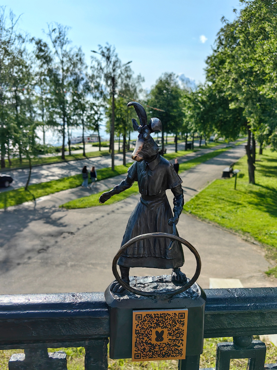 Зайчиха-гимназистка