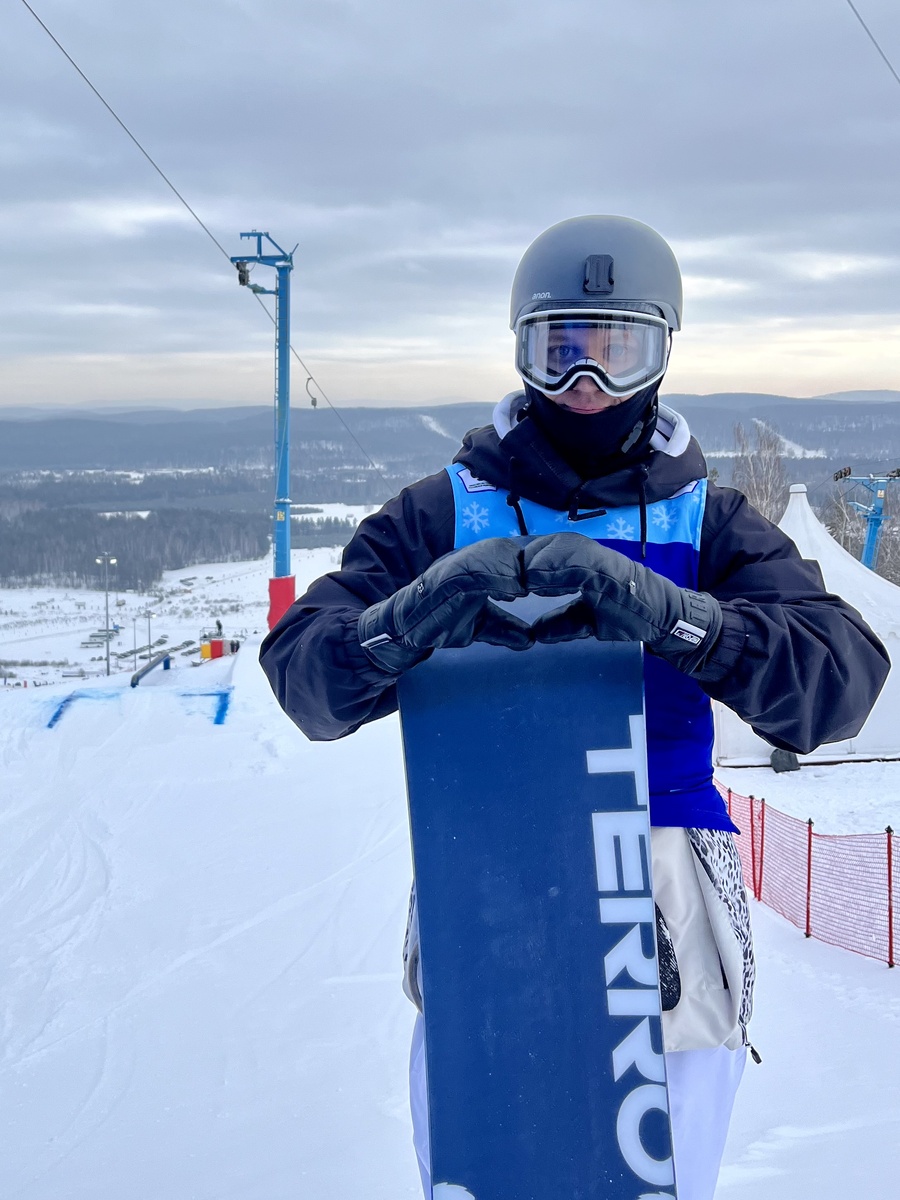 Популярный сноубордист Смелов Александр 