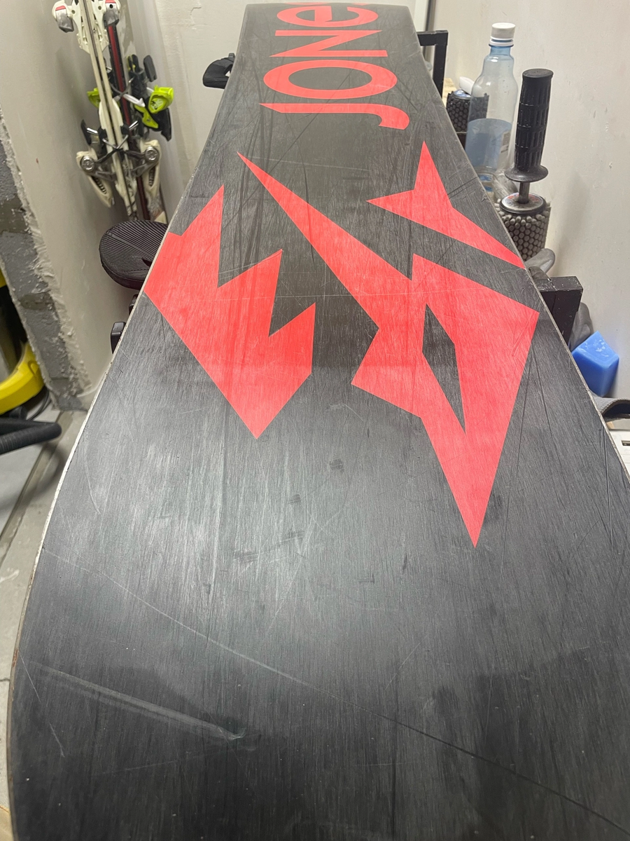 Неочищенный сноуборд 