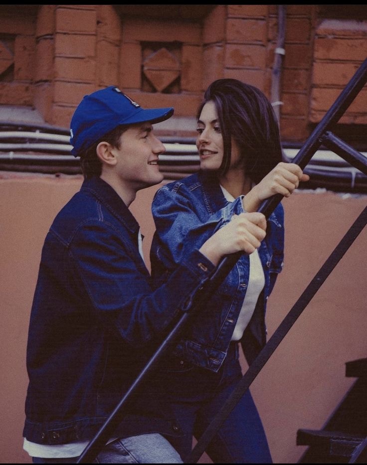 Знакомство