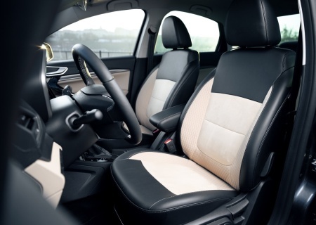     АвтоВАЗ не признал свою вину в блокировке руля у Lada Vesta на полном ходу