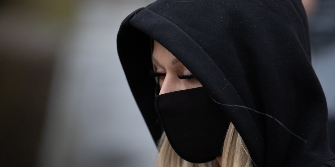 Насколько опасен и поможет ли вакцинация: все о новом штамме коронавируса «Стратусе»