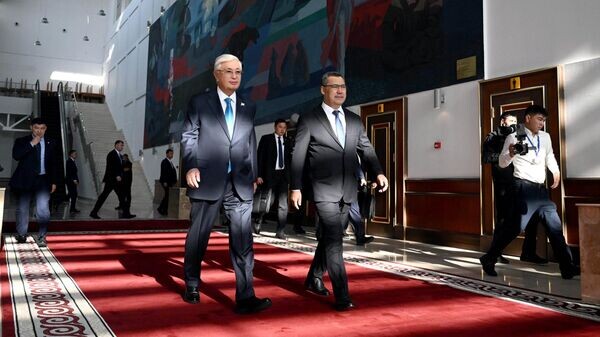    © Пресс-служба президента КР / Султан Досалиев