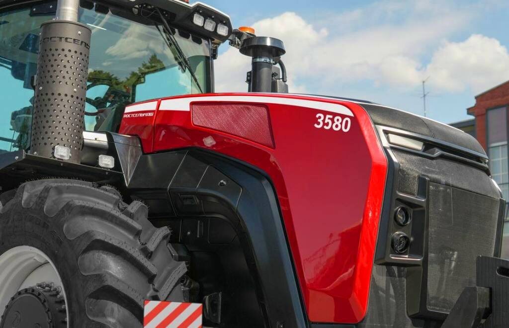 Сельскохозяйственный трактор Ростсельмаш 3580 не только самый мощный в России, но и самый красивый 🤠