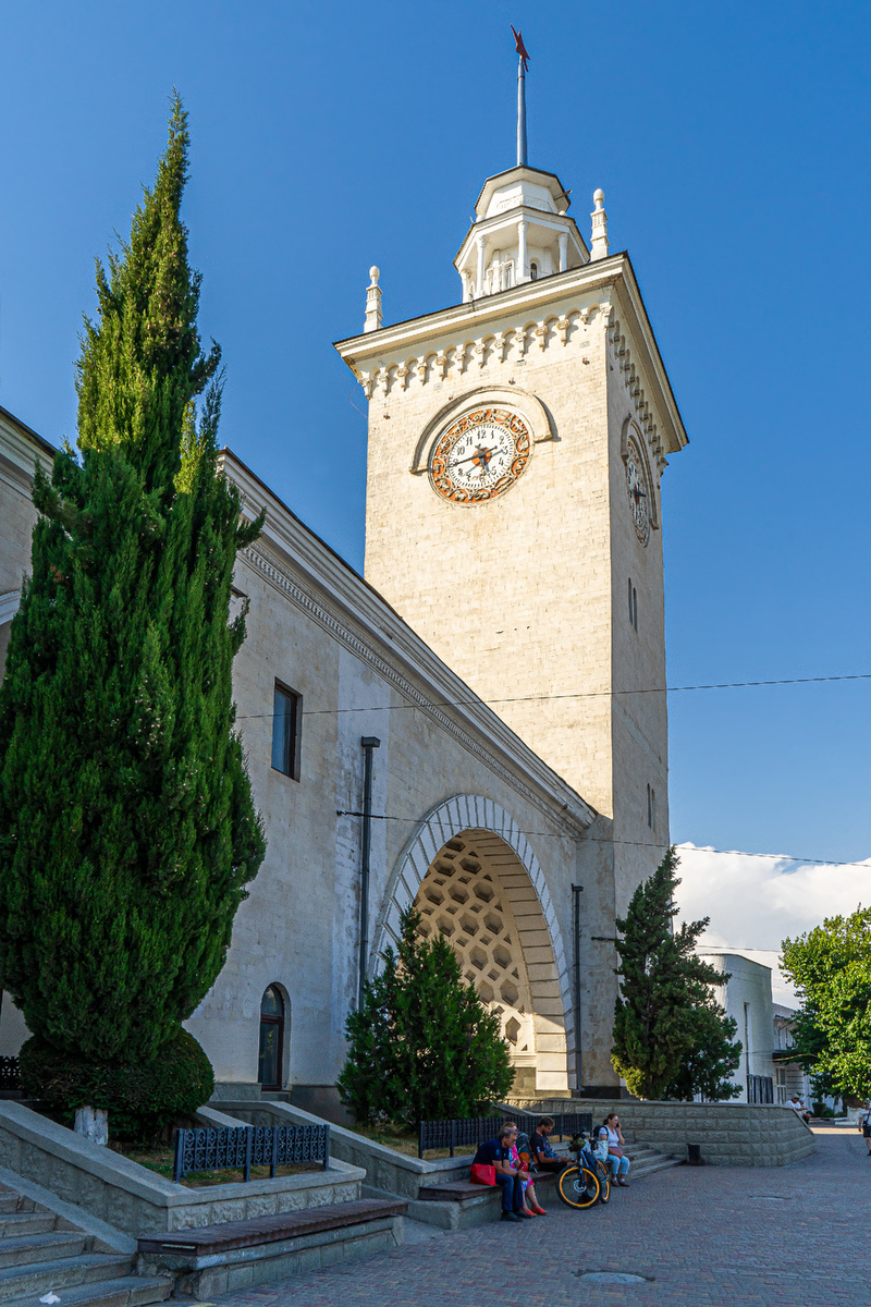 Симферопольский вокзал...