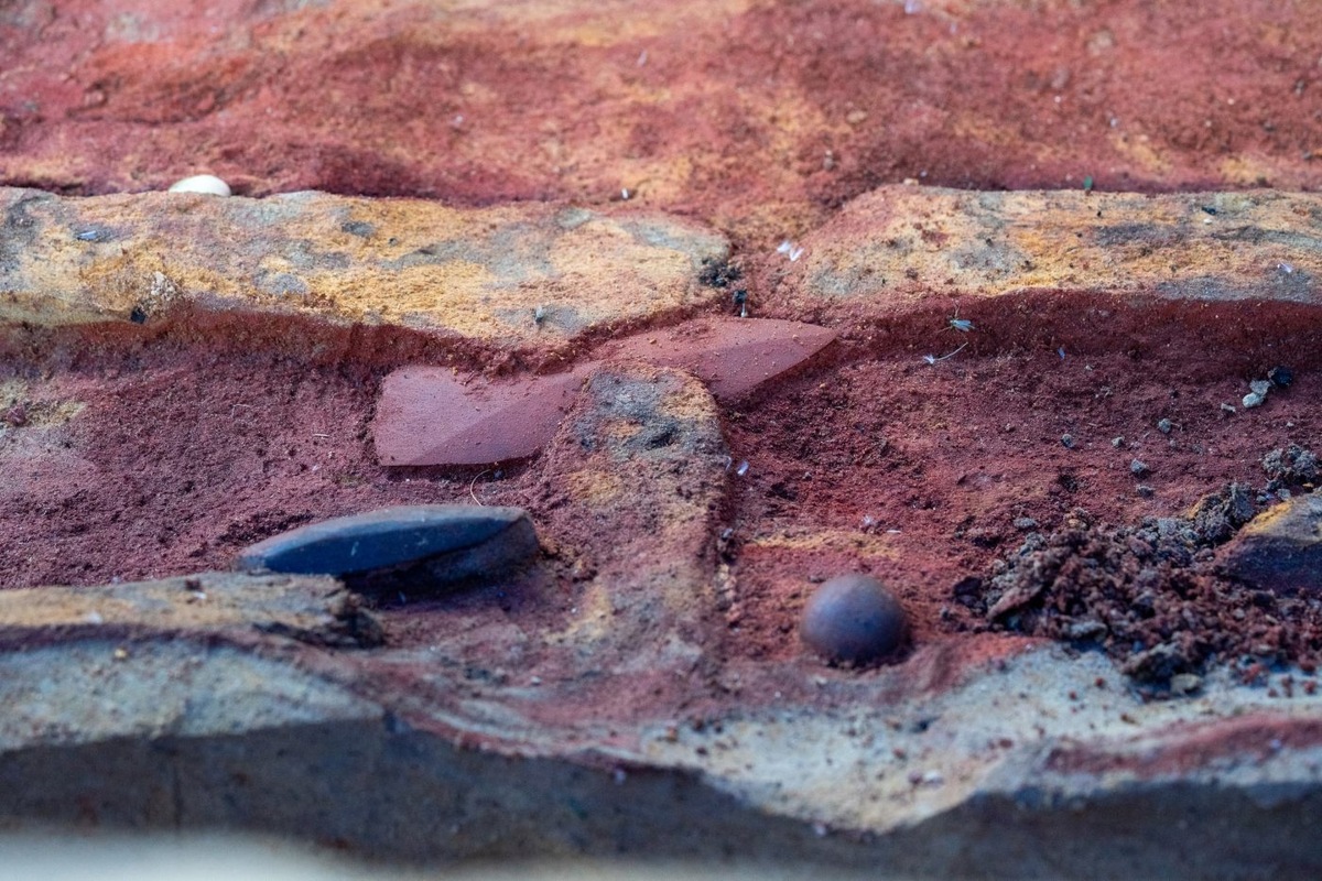    Загадочные шары на раскопках погребений Обдорского острога могут быть древним орудием охоты на дичь