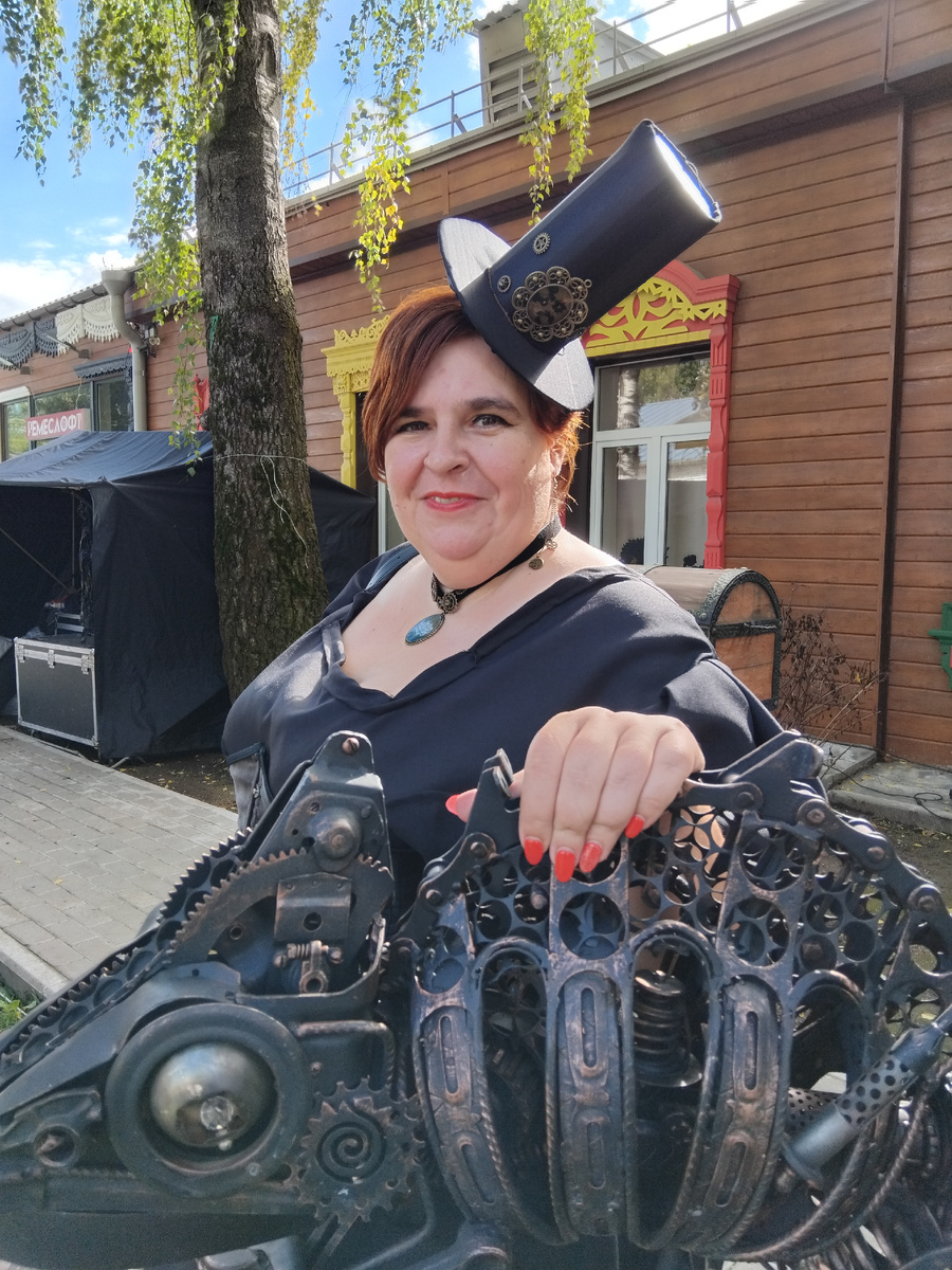 Шляпа все равно криво)