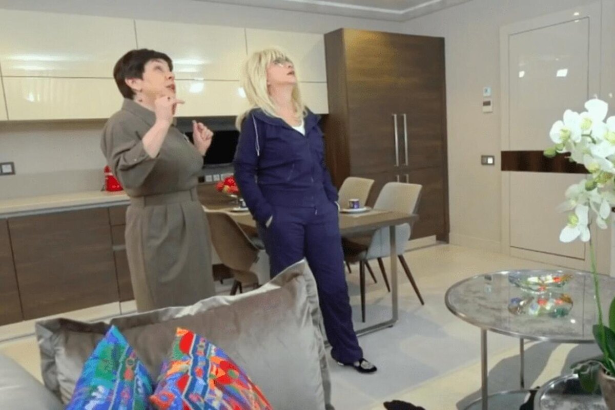    Ирина Аллегрова осталась довольна решениями дизайнера кадр Первый канал