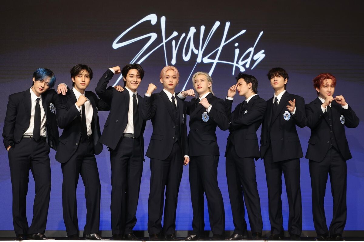 Фото с пресс-конференции по поводу выхода альбома "Karma"