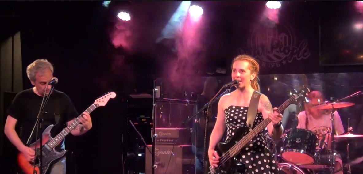 Группа ИЗЫЛЫ!  