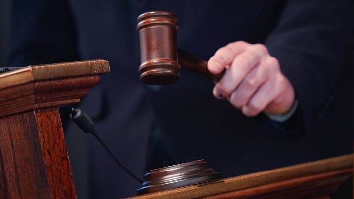 Суд оштрафовал онлайн-библиотеку Mangalib на 14 миллионов рублей за пропаганду ЛГБТ*