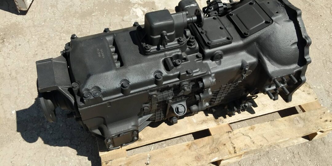 МКПП Камаз-152 за 25 лет устарел и отказались от двухдискового сцепления, автозавод еще выпускает, но уже ставит импортное