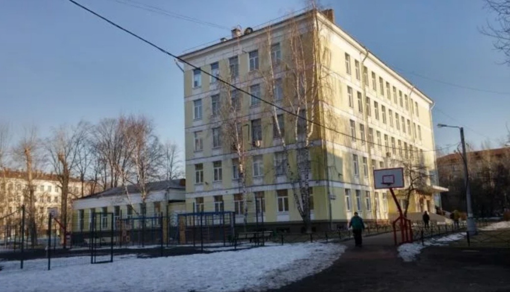 Школа 584, м. Профсоюзная, здесь я училась с 1 до 7 класса