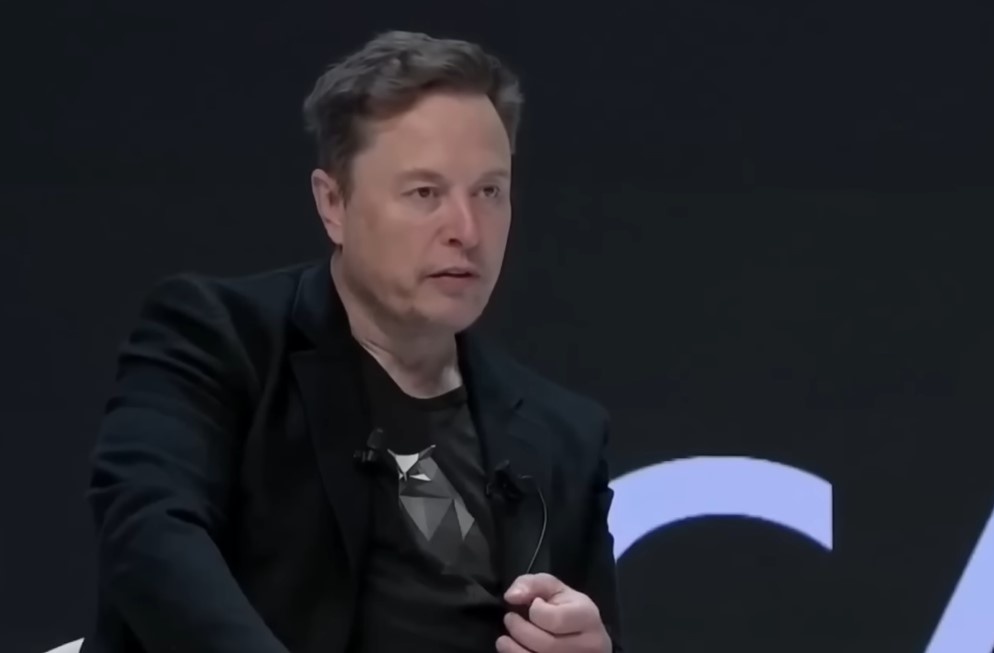    Илон Маск. Фото: кадр интервью с фестиваля Каннские львы