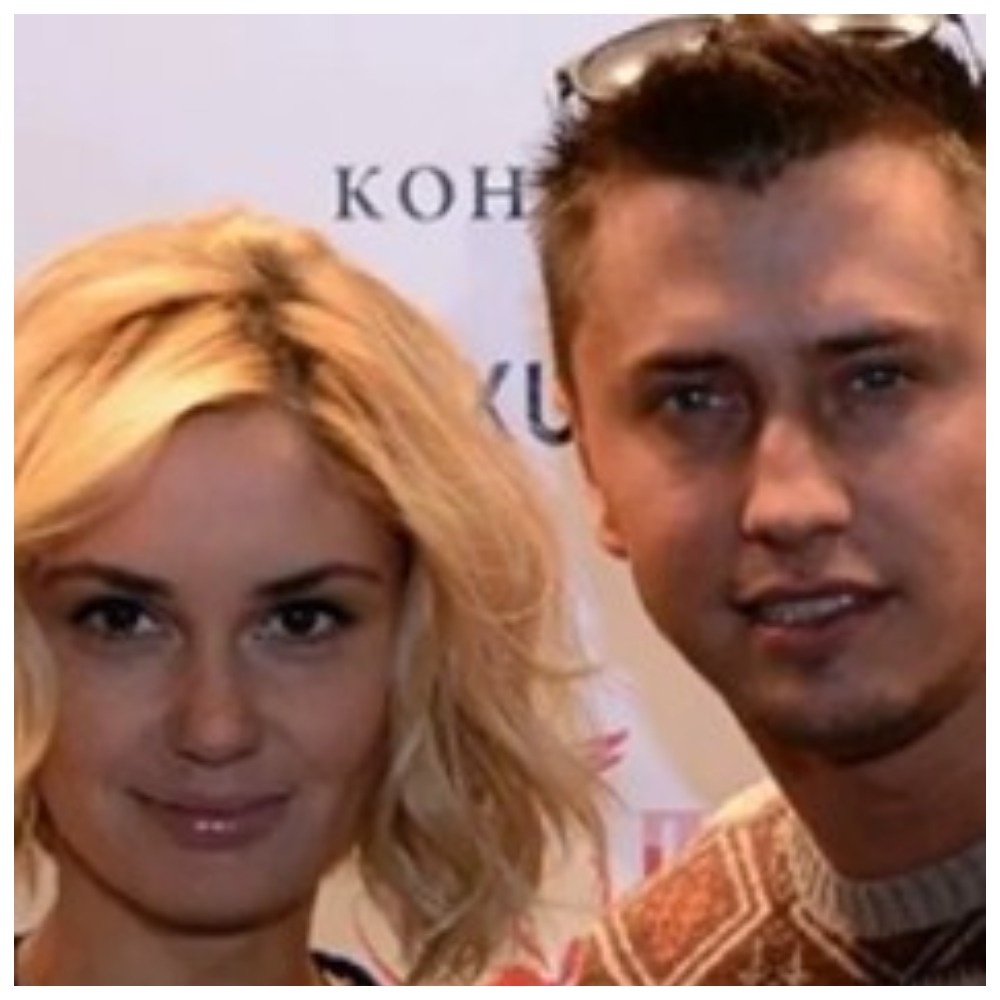 Агата и Павер - первый брак